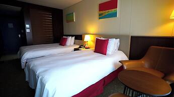 Ramada Jeju Hamdeok