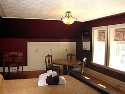 The Colonel's Inn