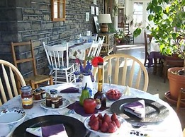 The Colonel's Inn