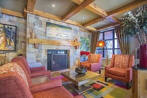 Carleton Lodge