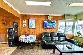 Silver Crest Lodge