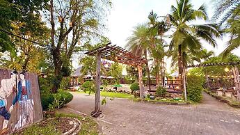 Baan Baitan Resort