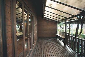 Baan Baitan Resort