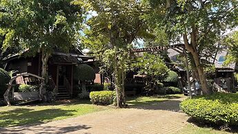 Baan Baitan Resort
