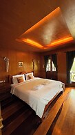 Baan Baitan Resort