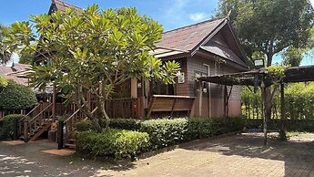 Baan Baitan Resort