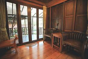 Baan Baitan Resort