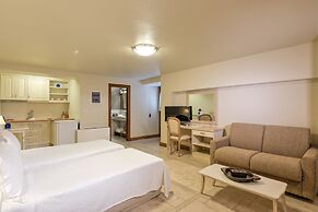 Mare Monte Luxury Suites