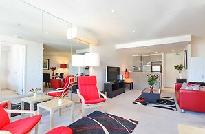 StayCentral - Spacious Seaviews