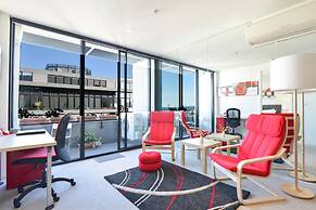 StayCentral - Spacious Seaviews