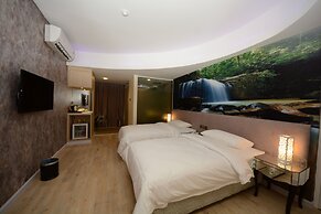 Unic Hotel
