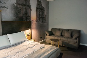 Alma Hotel