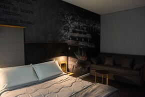 Alma Hotel
