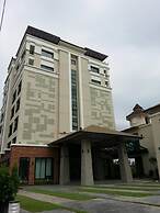 Coco View Hotel
