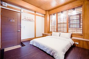 Tainan Inn