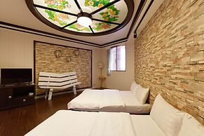 Tainan Inn