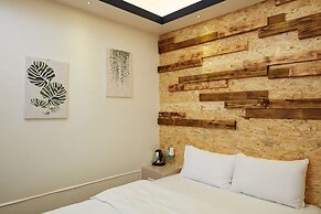 Tainan Inn