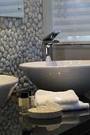 Periwinkle Guest Lodge
