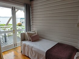 Yellowwood Lodge - Adults Only