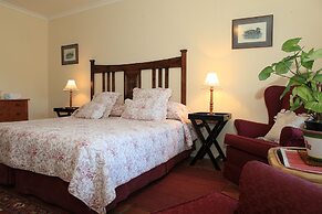 Yellowwood Lodge - Adults Only