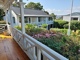Yellowwood Lodge - Adults Only