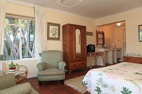 Yellowwood Lodge - Adults Only
