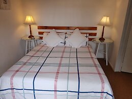 Yellowwood Lodge - Adults Only