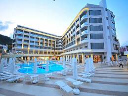 Golden Rock Beach Hotel - All Inclusive