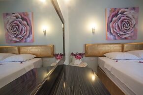 Sunset Villa Hotel
