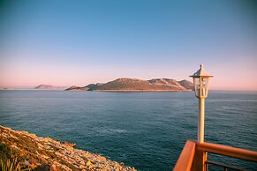 Sunset Villa Hotel