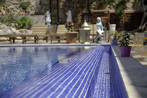 Sunset Villa Hotel