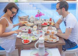 Sunset Villa Hotel