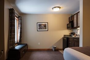 Marble Inn Resort