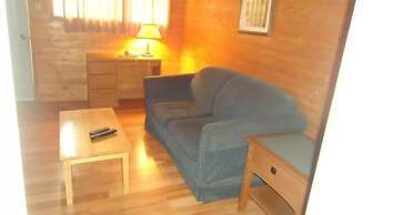 The Dreamland Motel