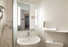 B&B HOTEL Maurepas