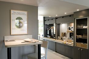 B&B HOTEL Amiens Longueau