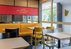 B&B HOTEL Amiens Longueau