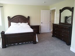 Harvelle House Bed & Breakfast