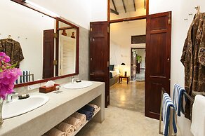 Apa Villa Thalpe