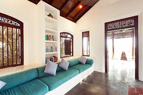 Apa Villa Thalpe