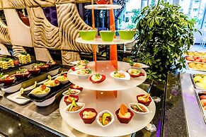L’ETOILE BEACH HOTEL
