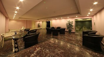 L’ETOILE BEACH HOTEL