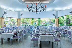 L’ETOILE BEACH HOTEL