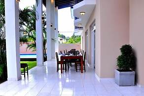 Grand 7 Hotel - Thalawathugoda