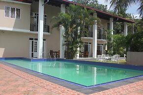 Grand 7 Hotel - Thalawathugoda