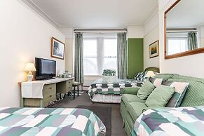 The Ravensbourne Hotel