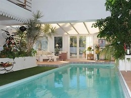 Villa Ambrosia