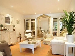 Villa Ambrosia