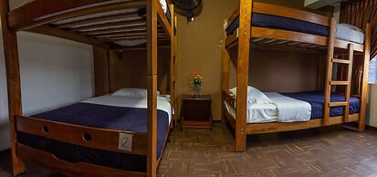 Tupac Hostel - Lima Airport