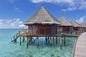 Angaga Island Resort & Spa